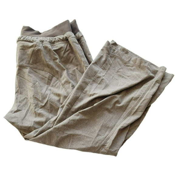 Athleta Alegro‎ Capri Stretch Cinch Legs Pants Size 8 - Picture 1 of 5